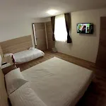 Sweet Dreams And 2* Postojna