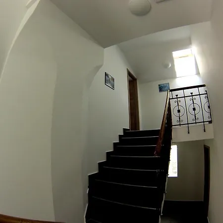 Sweet Dreams And B&B 포스토이나