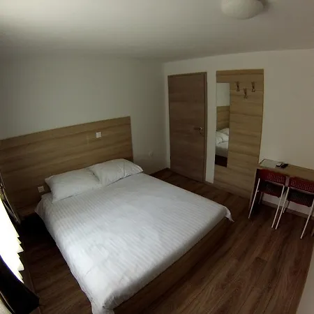 Sweet Dreams And B&B 2*