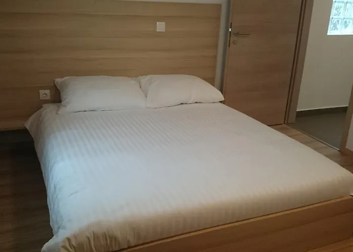 Sweet Dreams And Bed & Breakfast Postojna